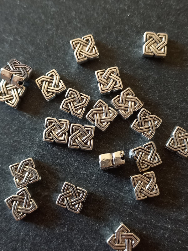 20 or 100 Square Celtic Knot Beads 7mm Antique Silver Tone Alloy 7x7x4mm