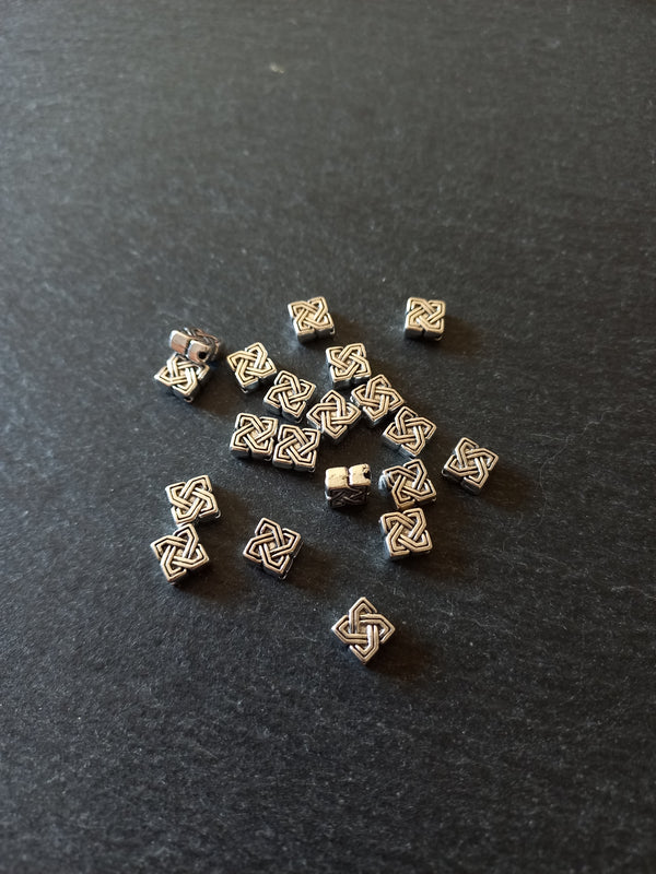 20 or 100 Square Celtic Knot Beads 7mm Antique Silver Tone Alloy 7x7x4mm