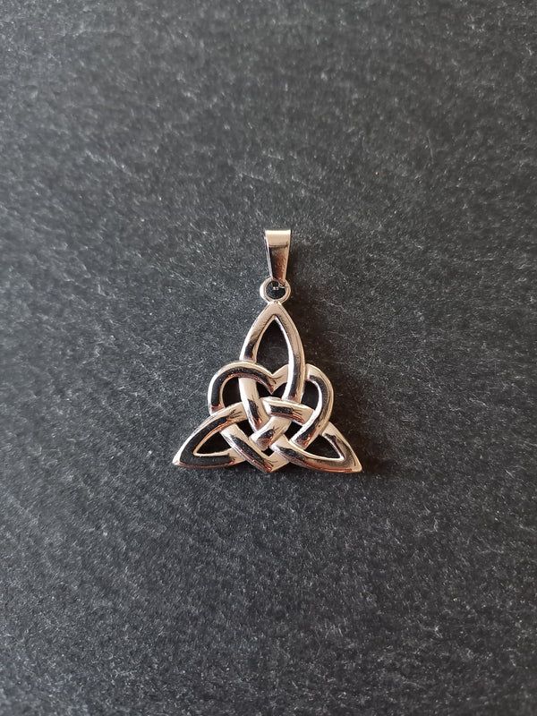 1 or 5 Celtic Trinity Love Knot Pendants Stainless Steel 27x25x3mm
