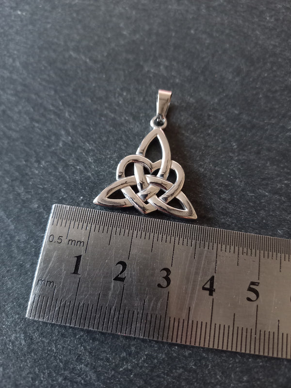 1 or 5 Celtic Trinity Love Knot Pendants Stainless Steel 27x25x3mm