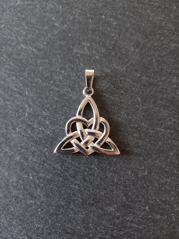 1 or 5 Celtic Trinity Love Knot Pendants Stainless Steel 27x25x3mm