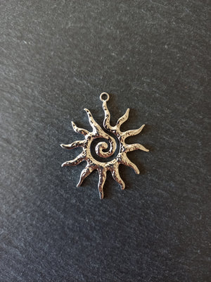 Stainless Steel Swirl Sun Pendant 41x34x2mm Hole: 1.5mm