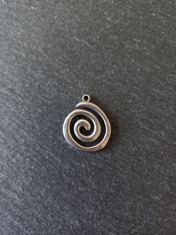 1 or 5 Round Swirl Charms Stainless Steel 23x19.5x2mm