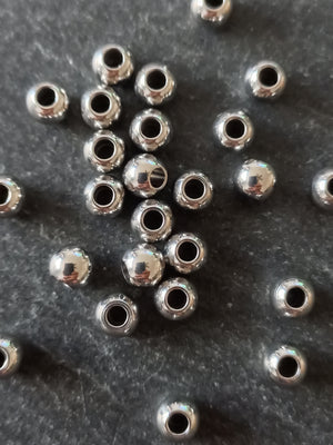 40 or 200 Stainless Steel 5mm Solid Round Spacer Beads 5x4mm Hole: 2mm