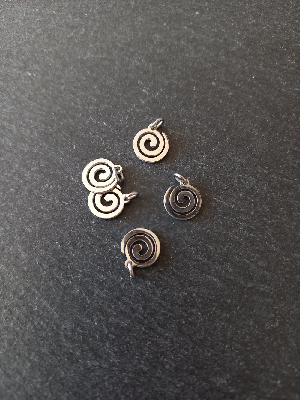 4 or 20 Round Swirl Charms Stainless Steel 9.5x10.5x1mm