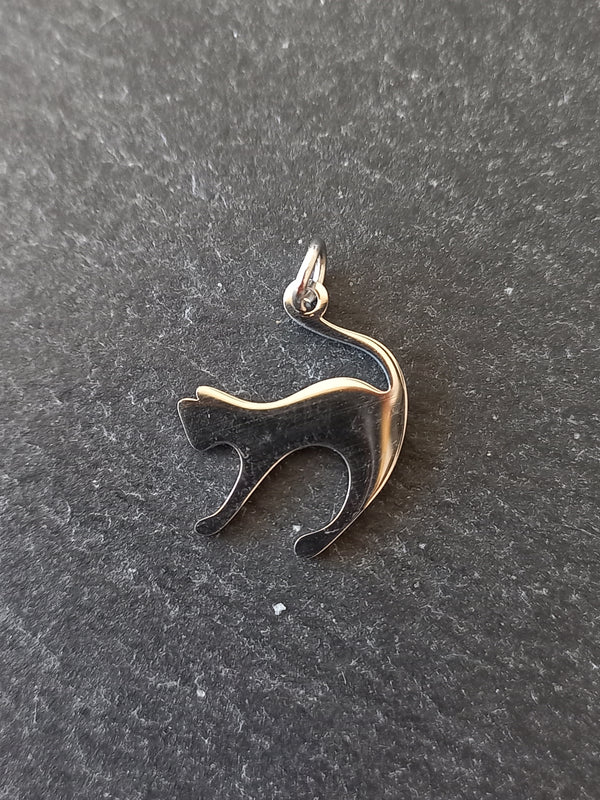 2 or 10 Stainless Steel Cat Charms 17.5x14.5x1mm