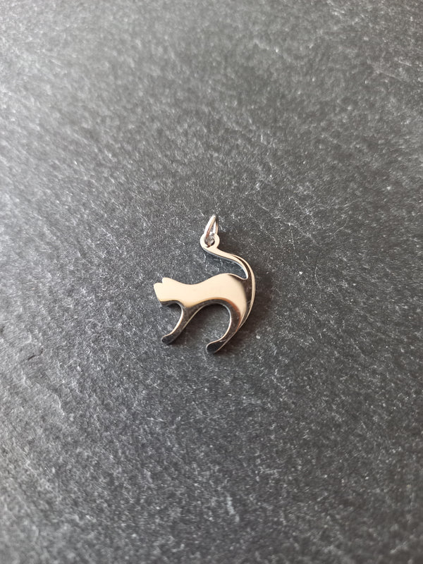 2 or 10 Stainless Steel Cat Charms 17.5x14.5x1mm