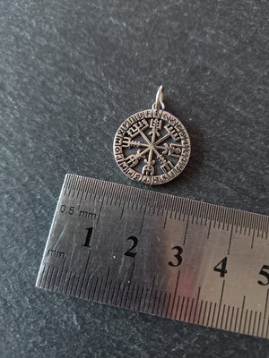 Vegvísir Wayfinder Compass Charm Stainless Steel 22x18.5x1.4mm