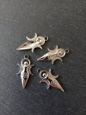 2 or 10 Stainless Steel Spiral Goddess Charms 31x16x2mm