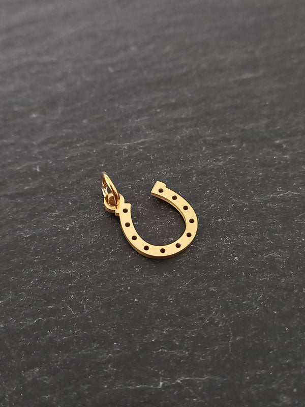 1 or 5 Lucky Horse Shoe Charms Gold Stainless Steel 13x10mm