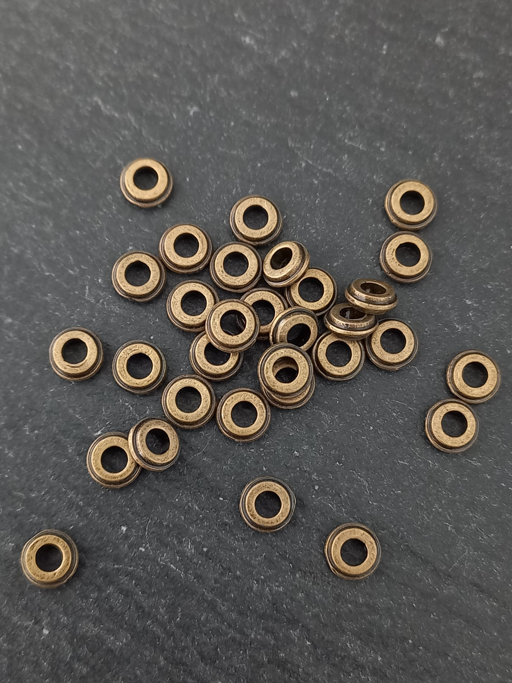 40 or 200 Antique Bronze Tone Alloy 6mm Spacer Beads 6x2.5mm Hole: 2.4mm