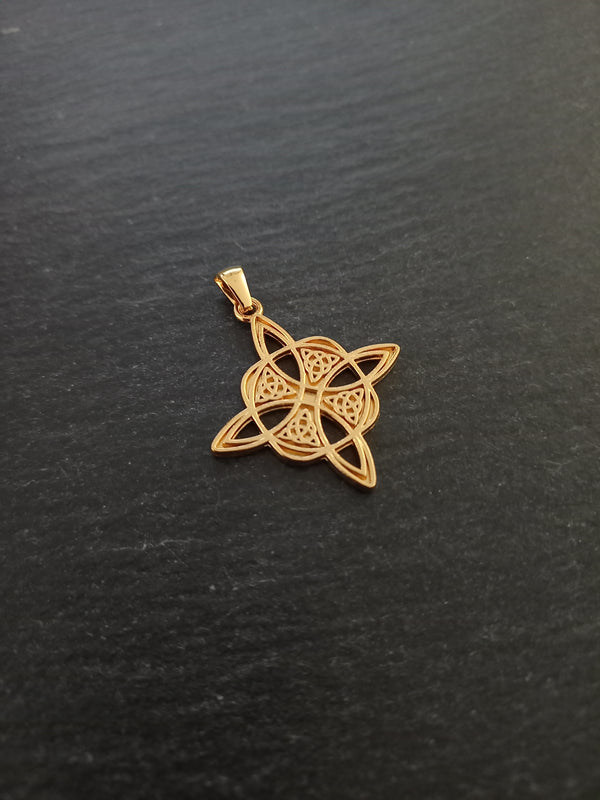 Gold Stainless Steel Witches Knot Pendant 33x30x2mm