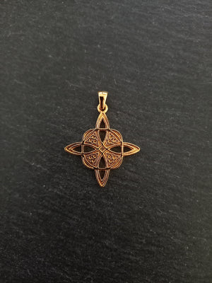 Gold Stainless Steel Witches Knot Pendant 33x30x2mm