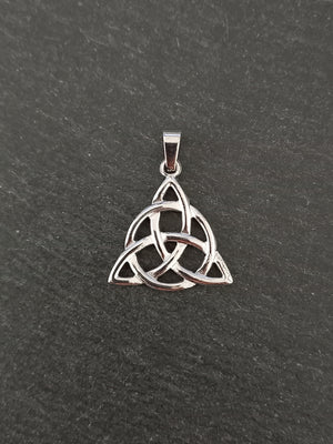 1 or 5 Celtic Trinity Knot Pendants Stainless Steel 27x25x2.5mm