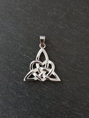 1 or 5 Celtic Trinity Love Knot Pendants Stainless Steel 27x25x3mm