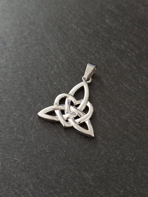 1 or 5 Celtic Trinity Love Knot Pendants Stainless Steel 27x25x3mm