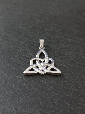 1 or 5 Celtic Trinity Love Knot Pendants Stainless Steel 27x25x3mm