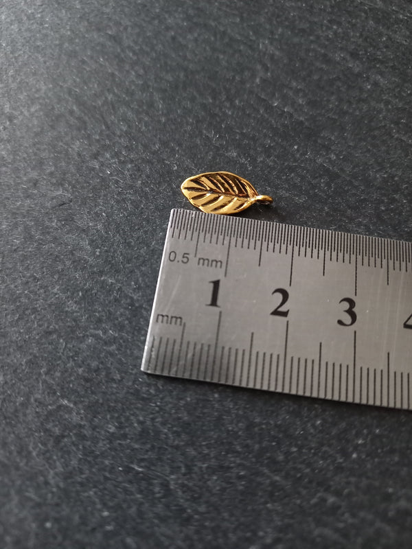 20 or 100 Leaf Charms Antique Gold Tone Alloy 16x8x1mm Nickel FREE