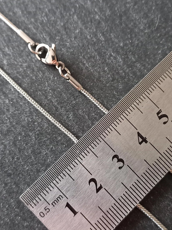 1 or 5 Stainless Steel Snake Chain Necklaces 18 inch (45.7cm) Long. Thickness 1.5mm
