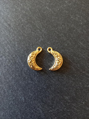 1 or 5 Celtic Knot Crescent Moon Charms Genuine Gold Plated Stainless Steel 19x11.5x4mm