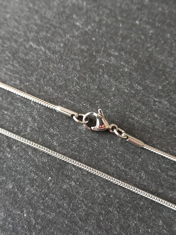 1 or 5 Stainless Steel Snake Chain Necklaces 18 inch (45.7cm) Long. Thickness 1.5mm