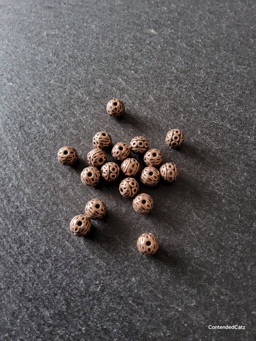 10 or 50 Antique Copper Tone 8mm Patterned Ball Beads Nickel FREE Hole: 1mm