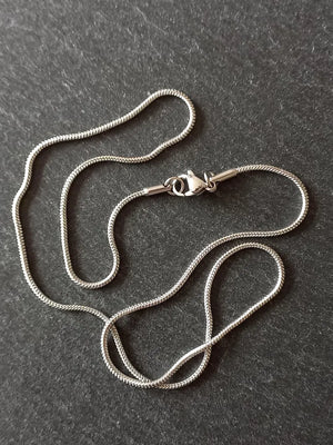 1 or 5 Stainless Steel Snake Chain Necklaces 18 inch (45.7cm) Long. Thickness 1.5mm