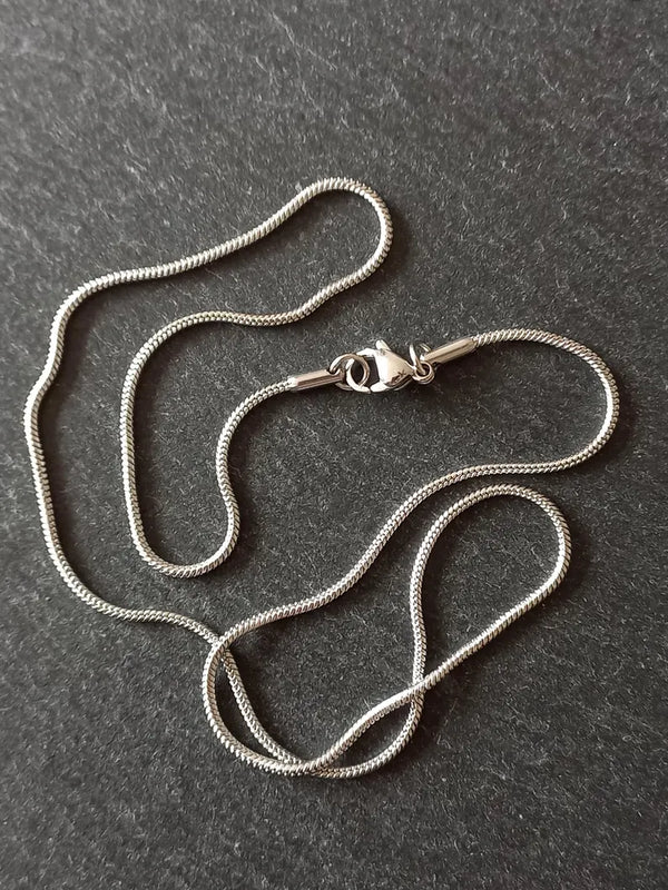 1 or 5 Stainless Steel Snake Chain Necklaces 18 inch (45.7cm) Long. Thickness 1.5mm