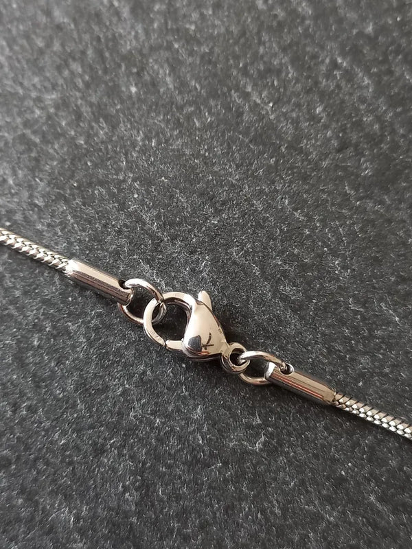1 or 5 Stainless Steel Snake Chain Necklaces 18 inch (45.7cm) Long. Thickness 1.5mm