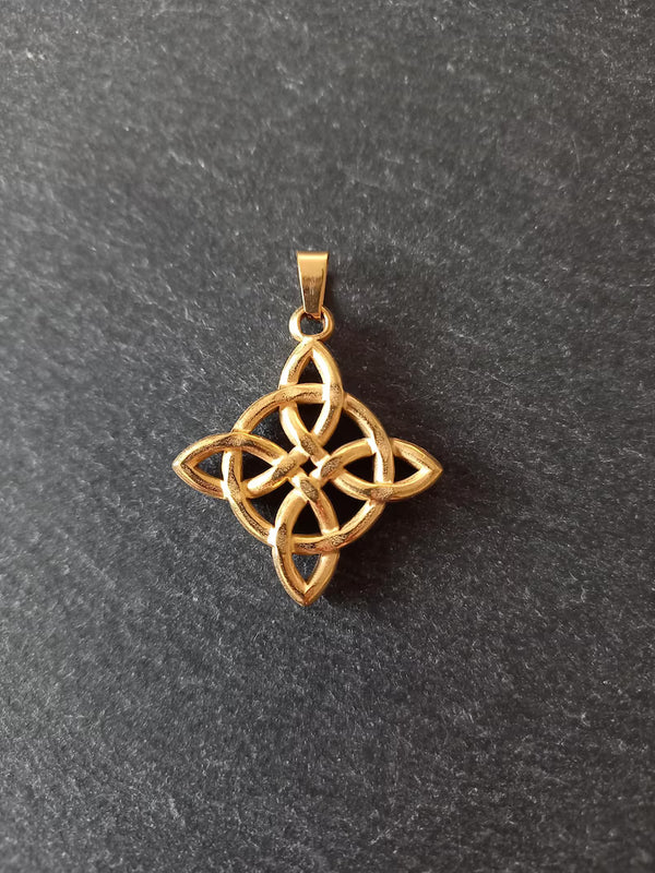 Gold Stainless Steel Chunky Witches Knot Pendant 34.5x30.5x5mm
