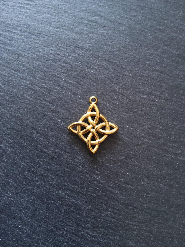 Gold Stainless Steel Chunky Witches Knot Pendant 34.5x30.5x5mm - ContentedCatz