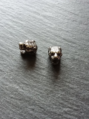 1 or 5 Stainless Steel Tiger Head Beads 11x8mm Hole: 2.5mm Side to Side - ContentedCatz