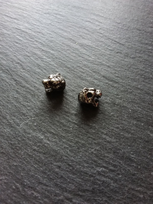 1 or 5 Stainless Steel Tiger Head Beads 11x8mm Hole: 2.5mm Side to Side - ContentedCatz