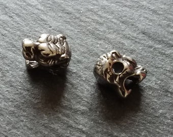 1 or 5 Stainless Steel Tiger Head Beads 11x8mm Hole: 2.5mm Side to Side - ContentedCatz