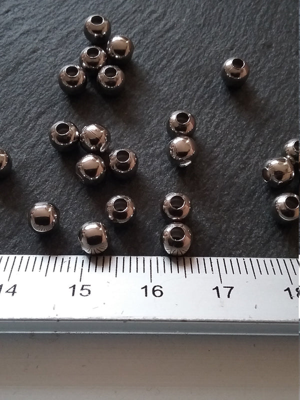 20 or 100 Stainless Steel 5mm Solid Smooth Round Spacer Beads 5x4mm Hole: 1.3mm - ContentedCatz