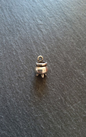 6 or 30 Cauldron Charms Antique Silver Tone 12x8x8mm - ContentedCatz