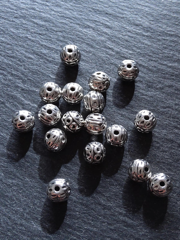 10 or 50 Antique Silver Tone Alloy 8mm Ball Beads Solid Round Patterned. Hole: 1mm Nickel FREE - ContentedCatz