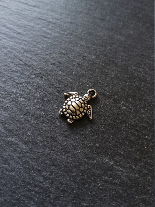 20 or 100 Little Turtle Charms Antique Silver Tone 16x14mm - ContentedCatz