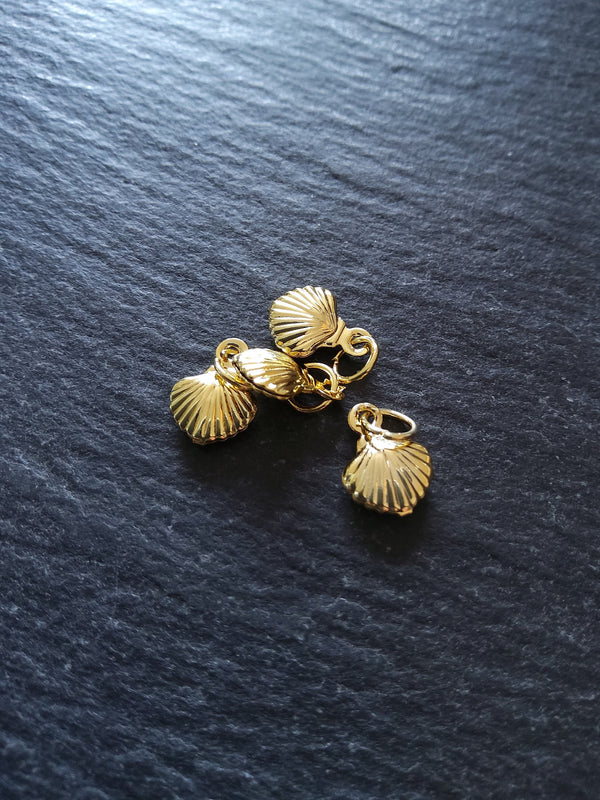 Sea Shell Charms Real Gold Plated Brass 11x8x2.8mm - ContentedCatz