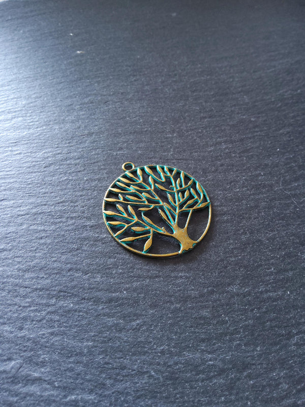 4 or 20 Large Tree Pendants Antique Bronze Tone Alloy with Green Patina 42x38x2mm - ContentedCatz