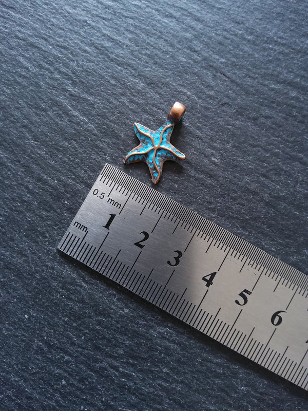 4 or 20 Antique Copper Starfish Charms with Blue Patina 22x17mm - ContentedCatz