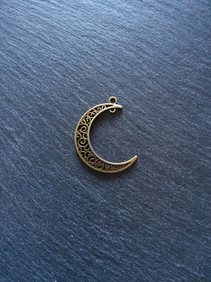 6 or 30 Antique Bronze Tone Crescent Moon Connector Pendants Pierced Design 37x31mm - ContentedCatz