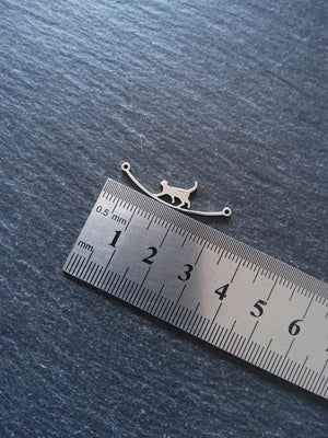 1 or 5 Long Stainless Steel Cat Connector Charms 9x30.5x1mm - ContentedCatz