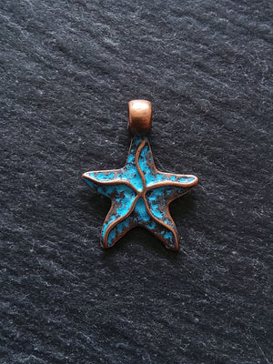 4 or 20 Antique Copper Starfish Charms with Blue Patina 22x17mm - ContentedCatz