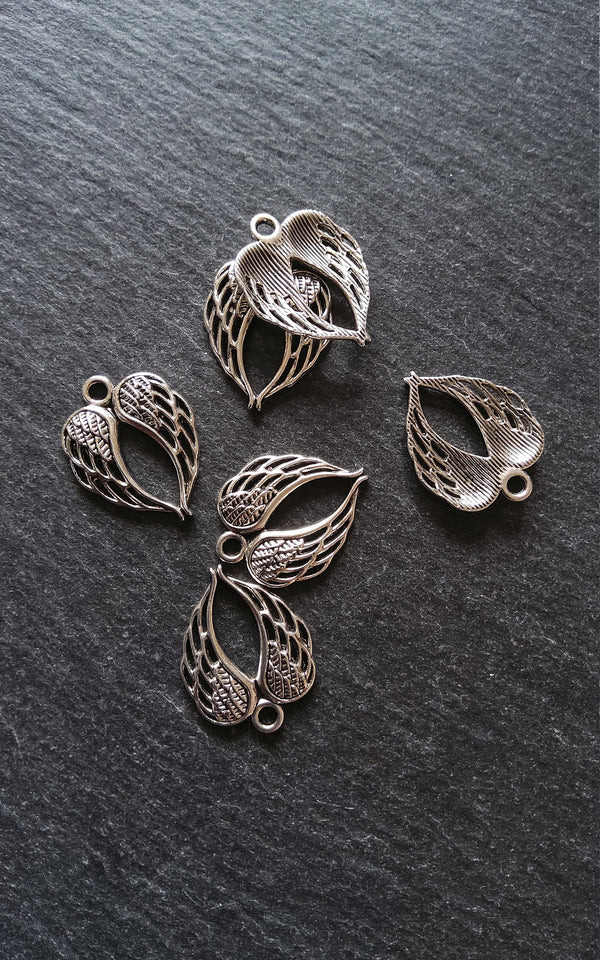 10 or 50 Double Wing Heart Pendant Charm Antique Silver Tone Alloy 22x17mm - ContentedCatz
