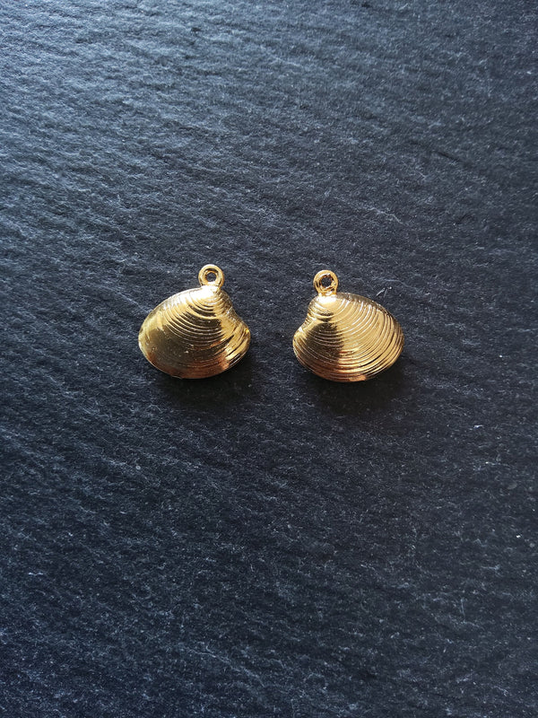 6 or 30 Sea Shell Charms Gold Stainless Steel 14x13x4mm - ContentedCatz