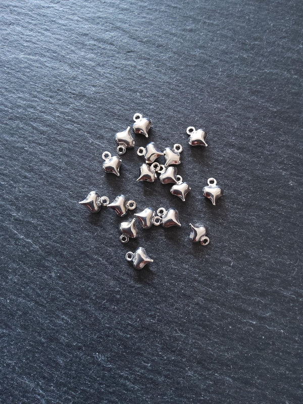 20 or 100 Tiny Hollow Heart Charms Silver Tone Alloy 9x6mm - ContentedCatz