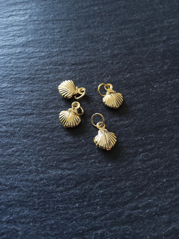 Sea Shell Charms Real Gold Plated Brass 11x8x2.8mm - ContentedCatz