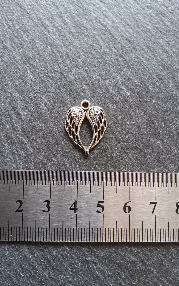 10 or 50 Double Wing Heart Pendant Charm Antique Silver Tone Alloy 22x17mm - ContentedCatz