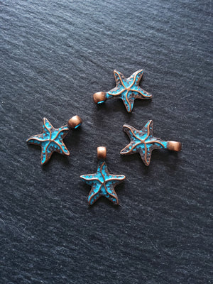 4 or 20 Antique Copper Starfish Charms with Blue Patina 22x17mm - ContentedCatz